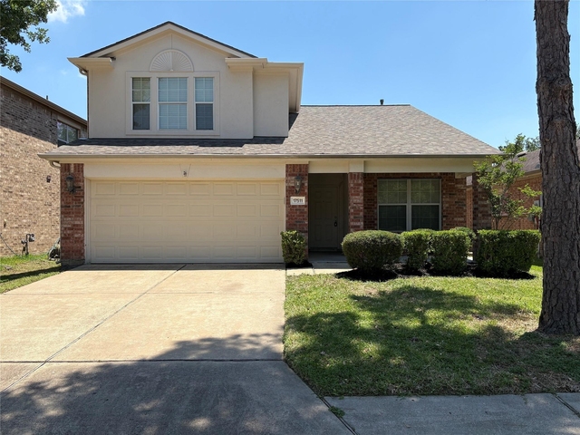 17511 Hoover Gardens Drive - Photo 1