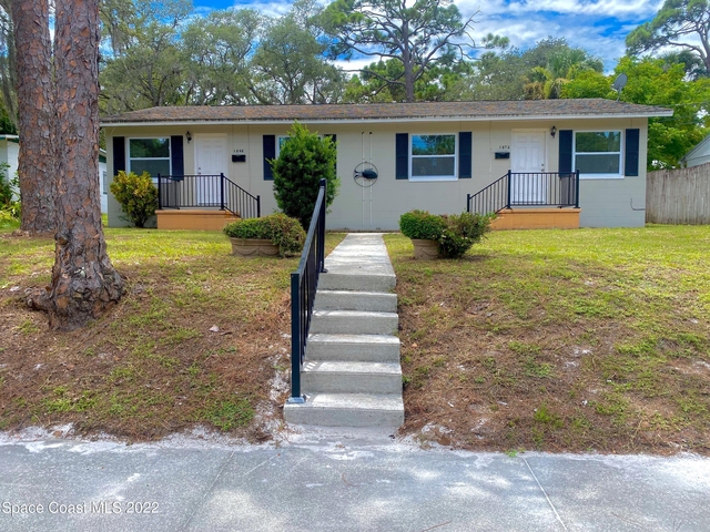1868 Pineapple Avenue - Photo 1