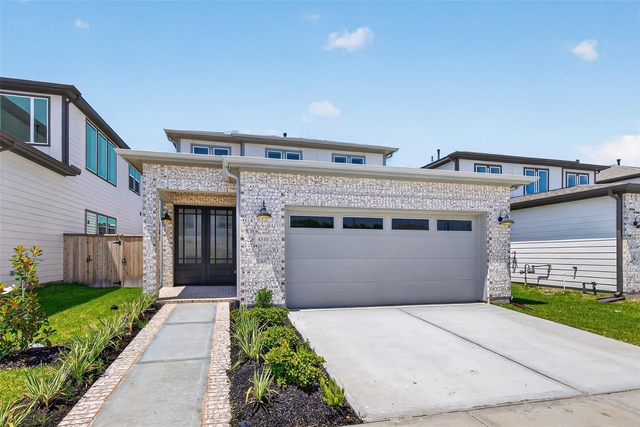 702 Sonfield Drive - Photo 1
