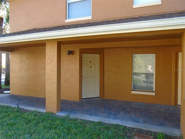 4600 E Moody Boulevard - Photo 1