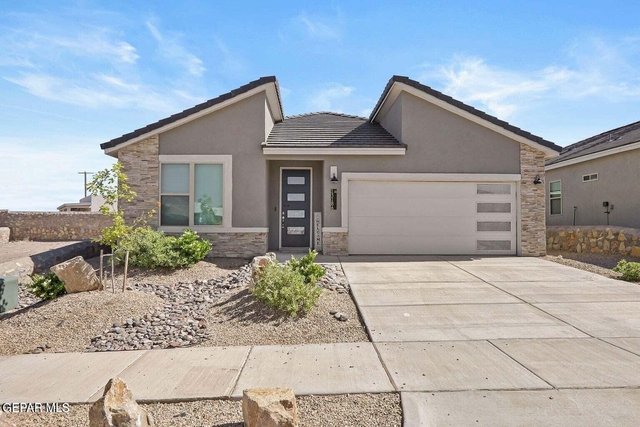 13186 Emerald Isle Street - Photo 1