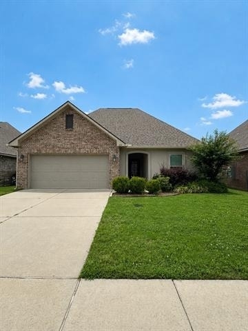 606 Acacia Drive - Photo 1