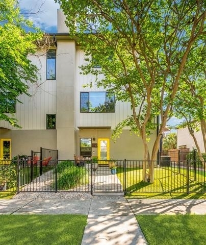 2630 Calvin Street - Photo 1