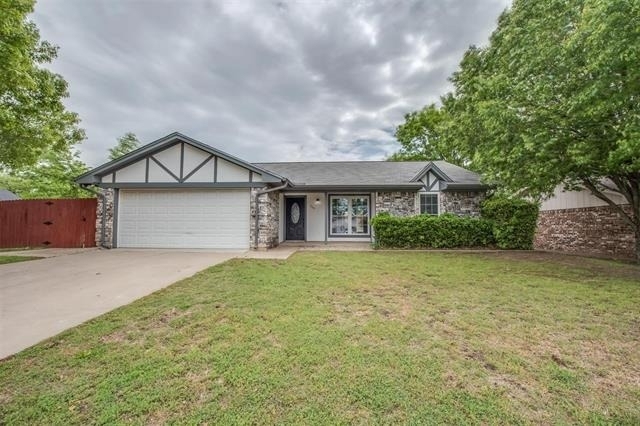 301 Cherry Street - Photo 1