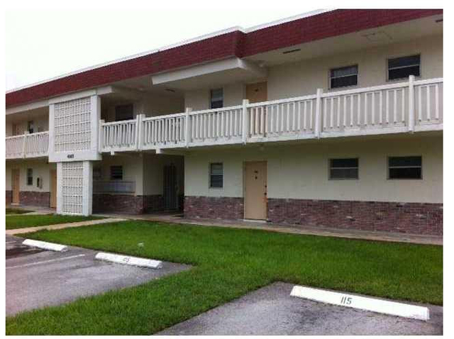 4165 Sw 67th Avenue - Photo 1