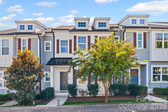 263 Keener Boulevard - Photo 1