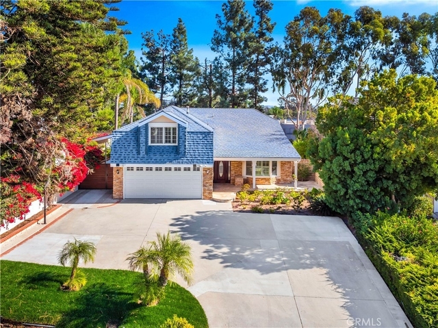 24692 Julie Ave - Photo 1