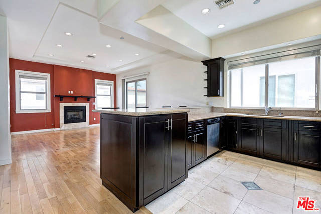 2027 Butler Avenue - Photo 1
