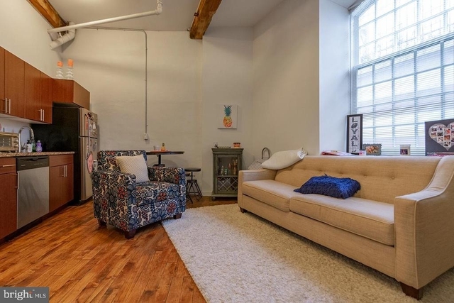 4 Leverington Avenue - Photo 1