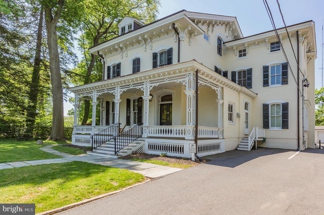 10 Bayard Lane - Photo 1