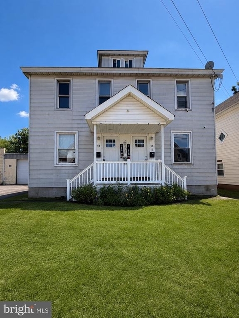 44 Capitol Street - Photo 1