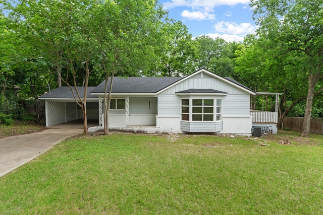 1110 Somerset Ave - Photo 1