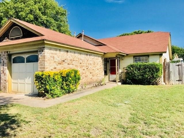 2000 Leeann Dr - Photo 1