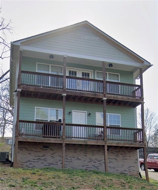 194 Strickland Avenue - Photo 1