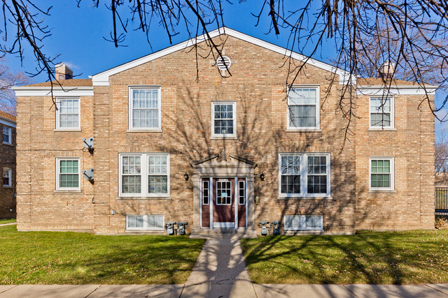 4237 W Nelson Street - Photo 1