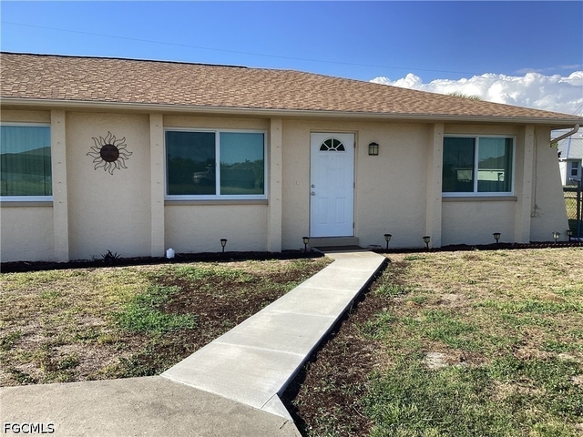 1123 Ne 15th Lane - Photo 1