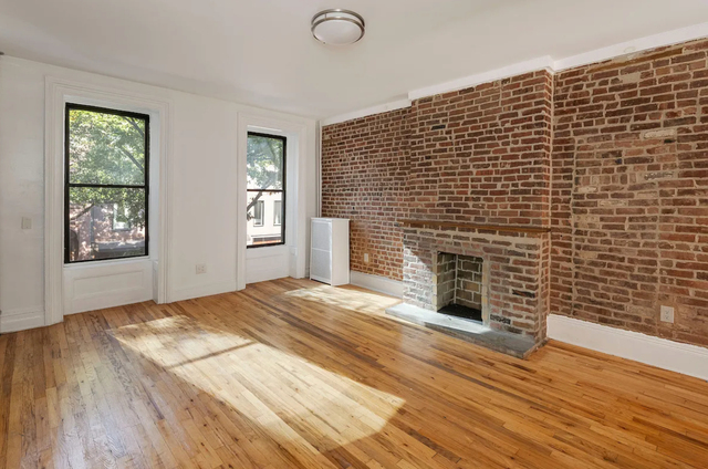 538 Pacific Street - Photo 1