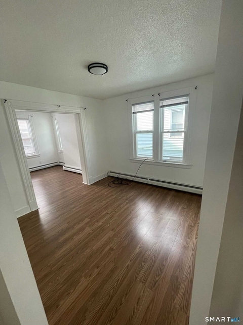 128 Bartholomew Avenue - Photo 1