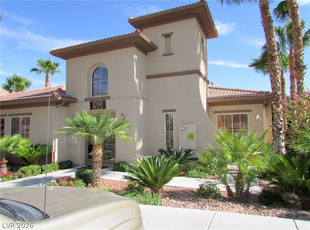 3925 Legend Hills Street - Photo 1