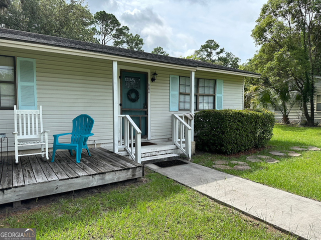 604 Wheeler Street - Photo 1