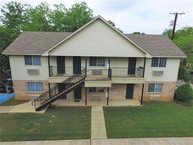 630 Schmitz Avenue - Photo 1