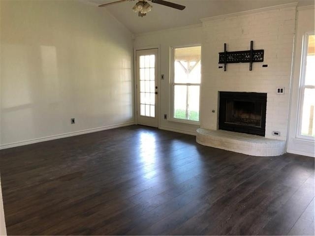 3228 N Bell Avenue - Photo 1