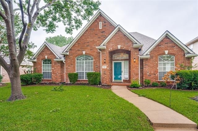 1420 Capstan Drive - Photo 1