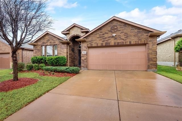 15825 Carlton Oaks Drive - Photo 1