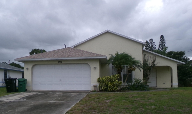 3014 Sw Segovia Street - Photo 1