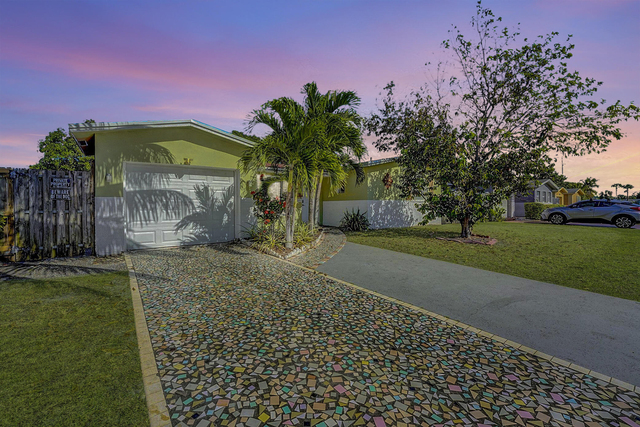 6481 Kimberly Boulevard - Photo 1