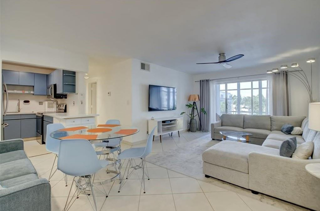 3020 Ne 16th Avenue - Photo 1