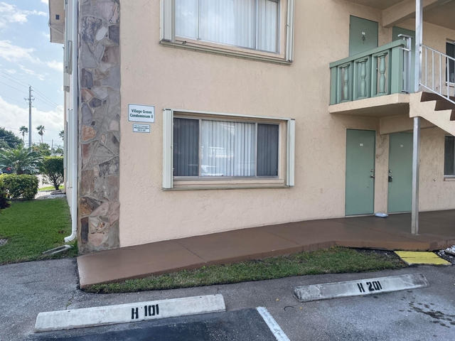 700 Village Green Court - Photo 1