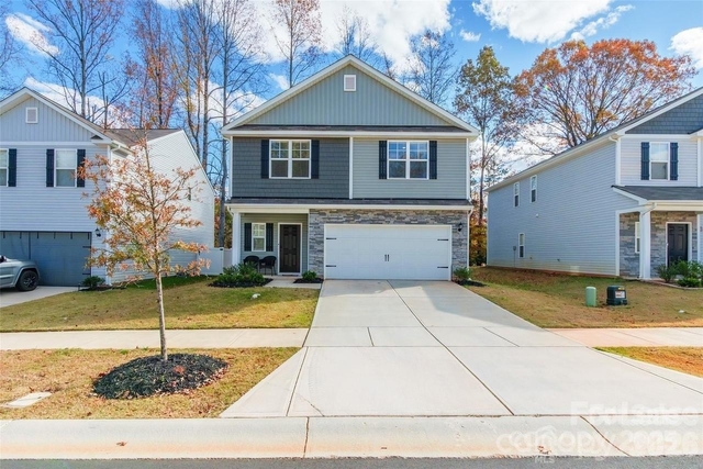 3228 Mcgee Hill Drive - Photo 1