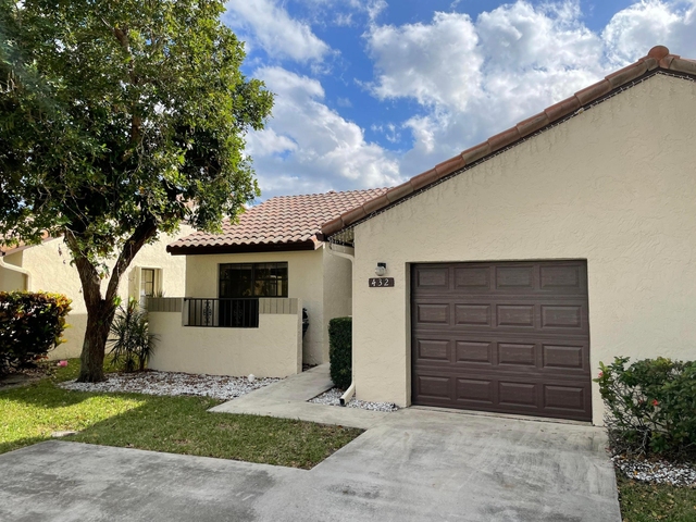 432 Ashwood Place - Photo 1