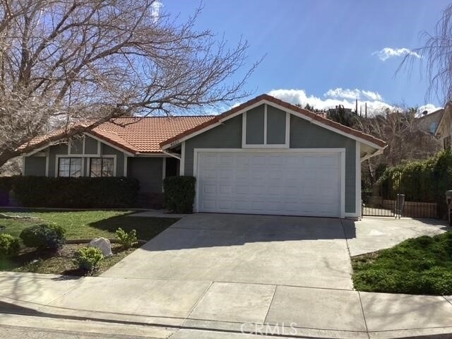 4660 Grandview Drive - Photo 1
