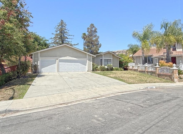 3305 Archbury Court - Photo 1