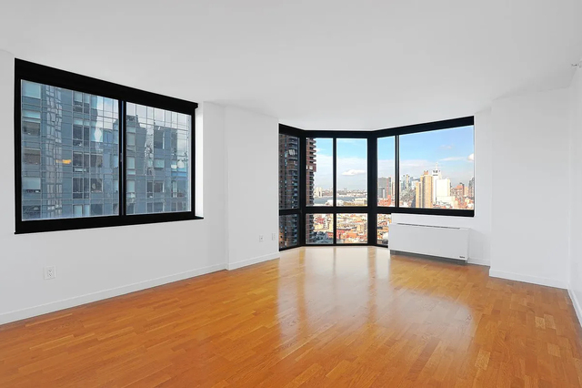 420 West 42nd Street - Photo 1