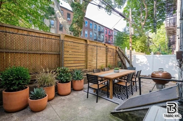 439 Jefferson Avenue - Photo 1