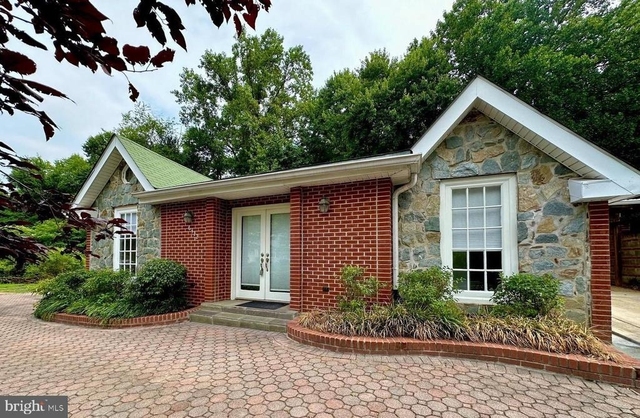6312 Old Dominion Drive - Photo 1