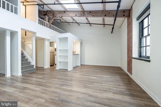 303 Vine Street - Photo 1