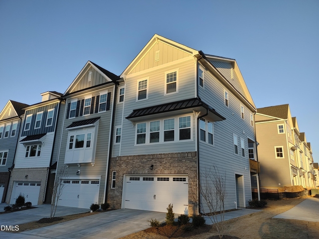 831 Amley Place - Photo 1