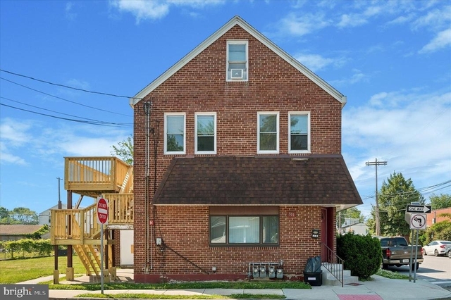 301 N Governor Printz - Photo 1
