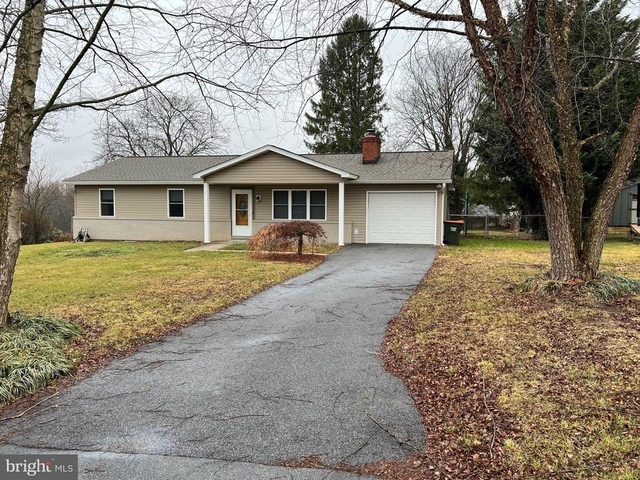 810 Wisteria Drive - Photo 1