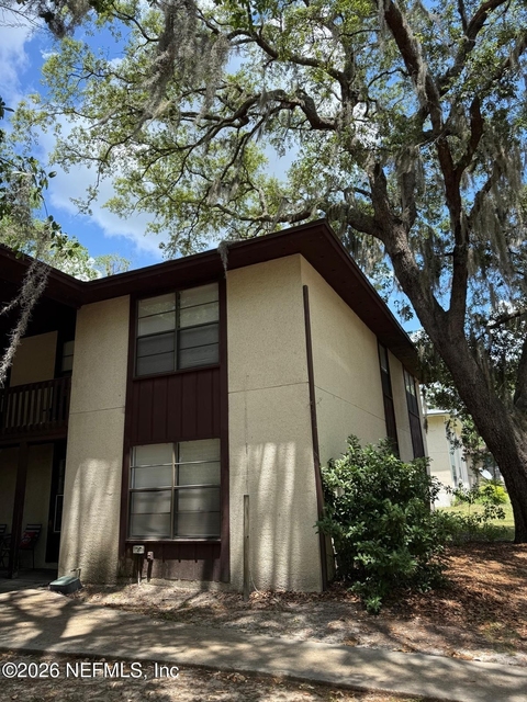 459 Lombard Street - Photo 1