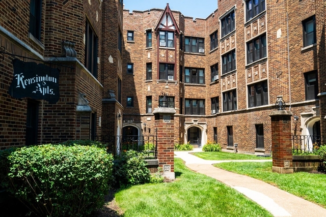 317 W Calendar Avenue - Photo 1
