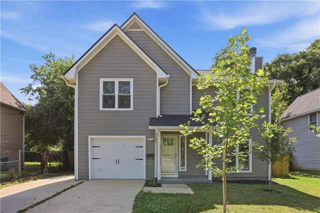 746 Joseph E Lowery Boulevard  - Photo 1