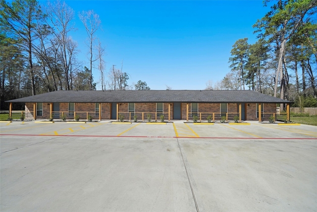 2526 Appian Way - Photo 1