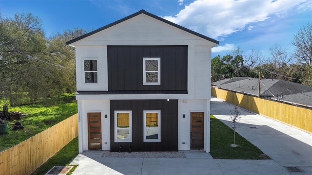 5130 Clover Street - Photo 1