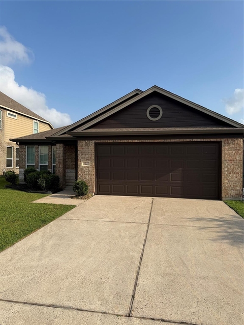 2227 Sanders Brook Drive - Photo 1