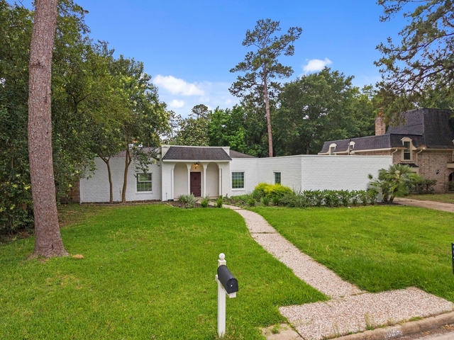 10519 Fawnview Drive - Photo 1